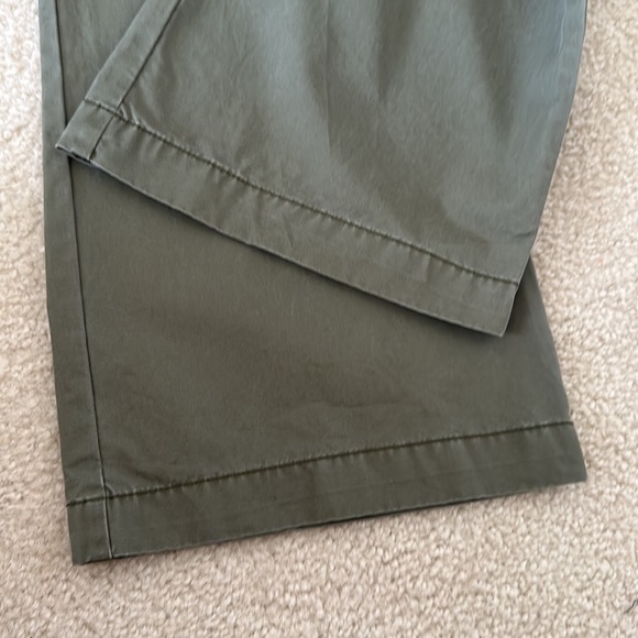 Super Cute Army Green Athletic Old Navy Ultra Low Rise Boot Pants Size 10 - Picture 13 of 13